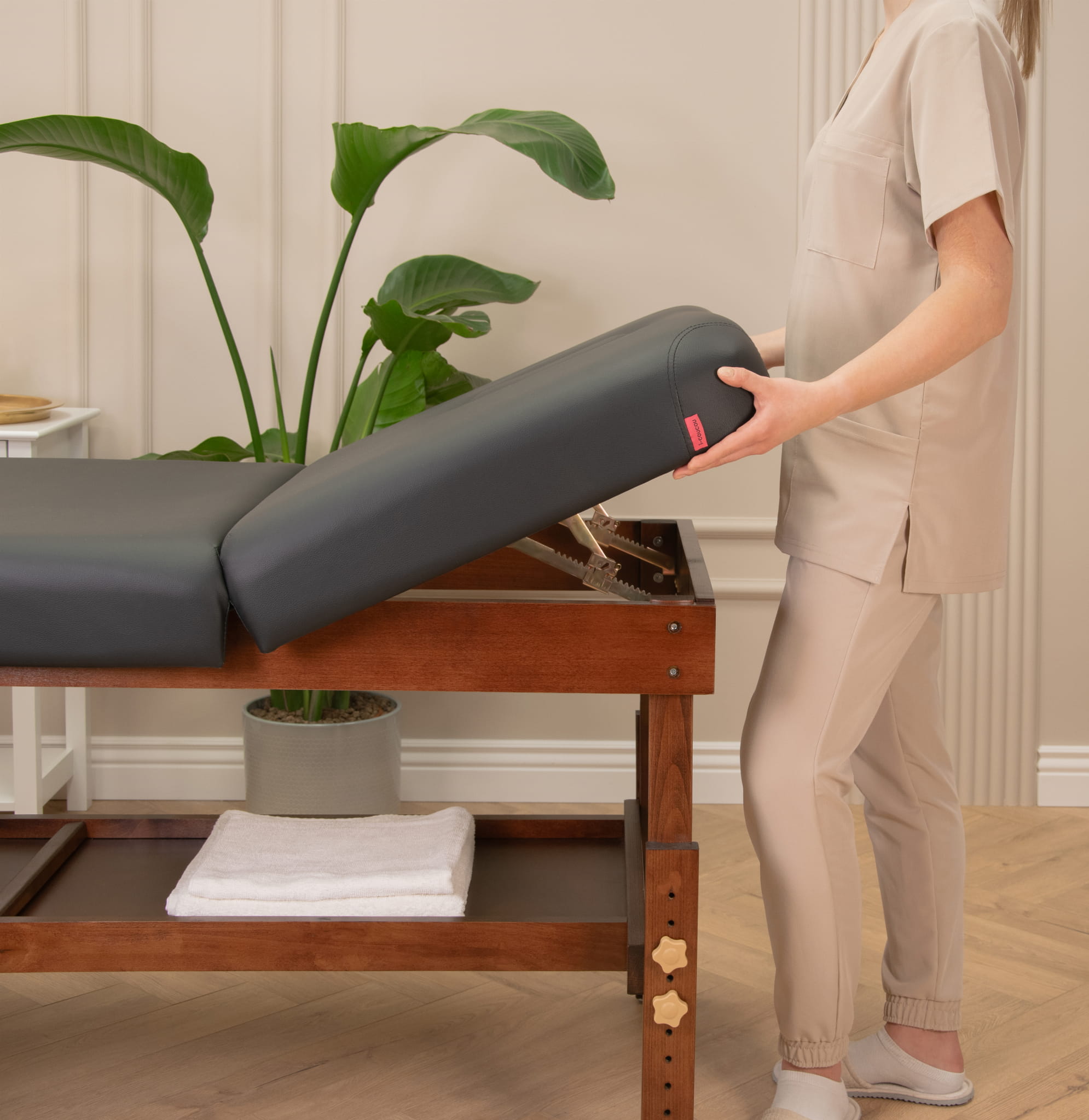 Стаціонарний масажниа кушетка HAITI 79 см - Зображення 6